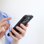 インスタグラムが勝手にログアウトされる原因と解決法を考える